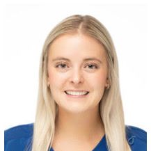Brianna headshot
