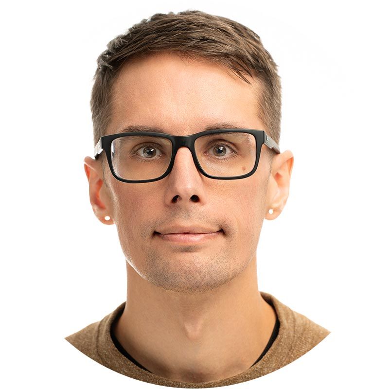 Chris headshot