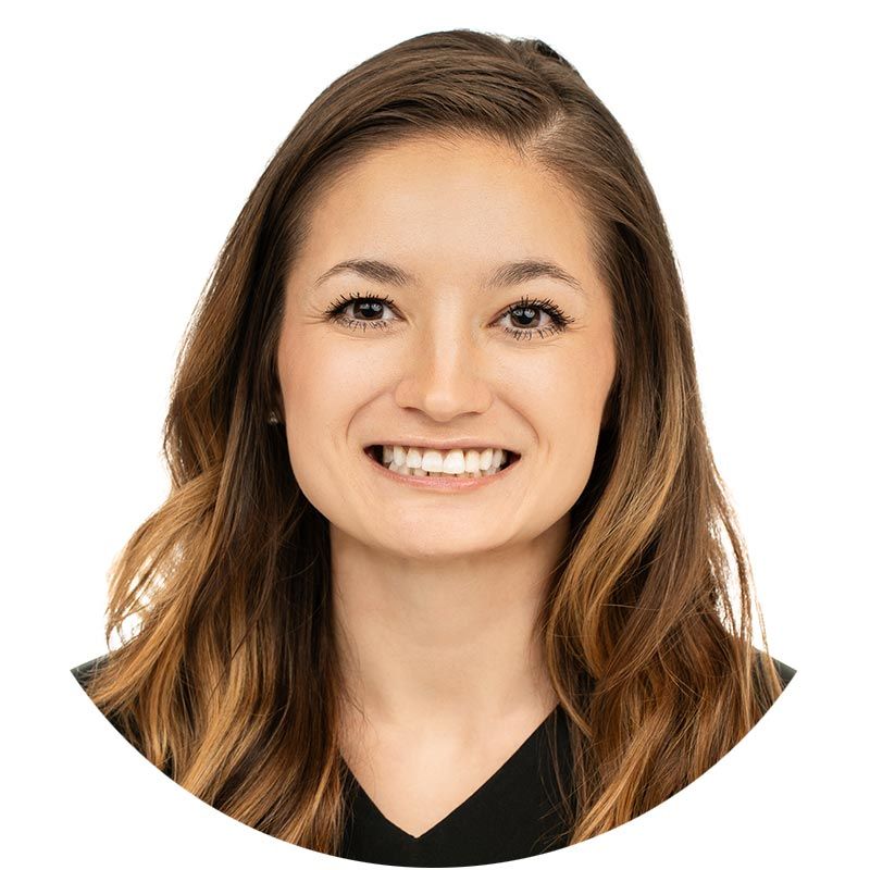 Lauren headshot
